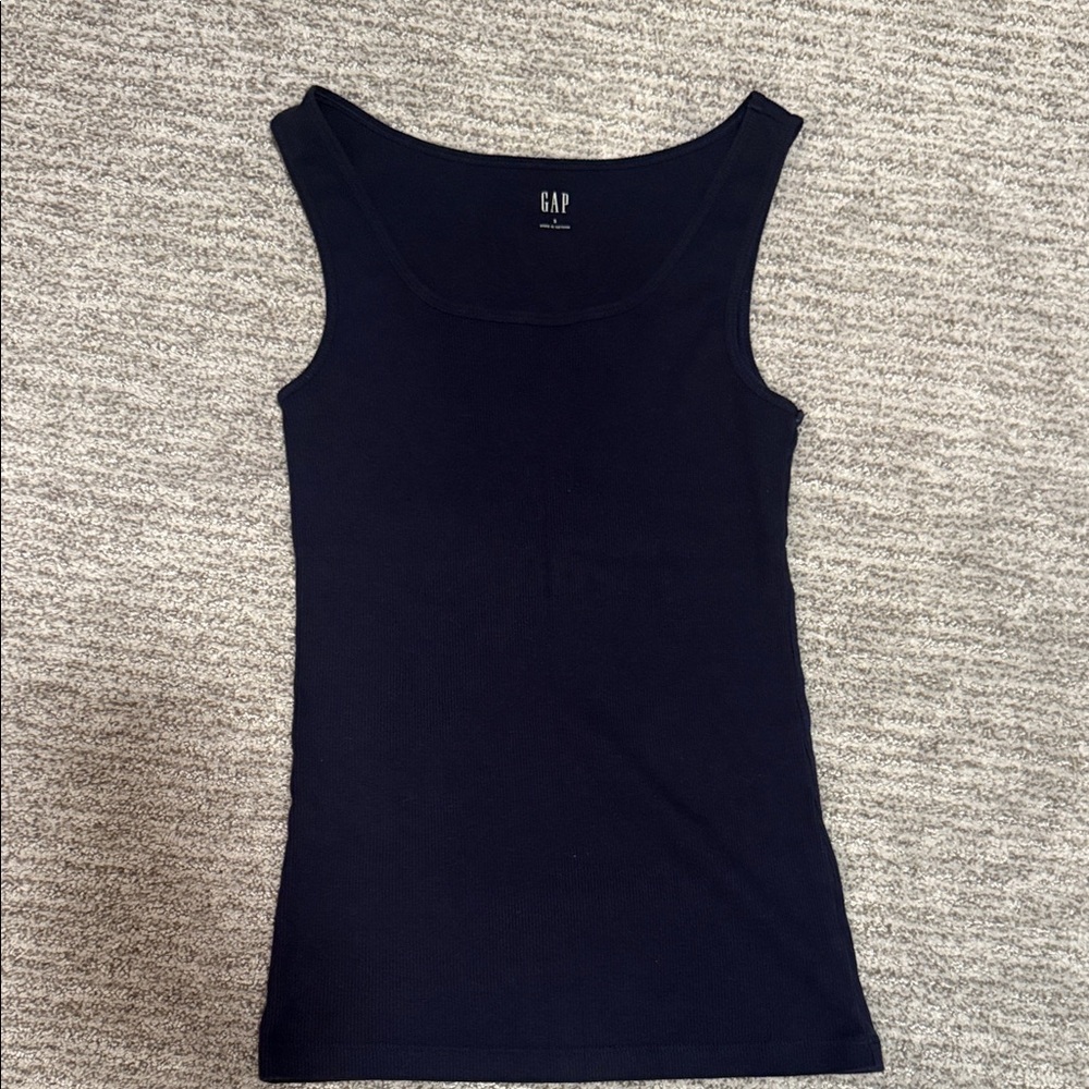 GAP Women's Navy Ribbed Tank Top size Small